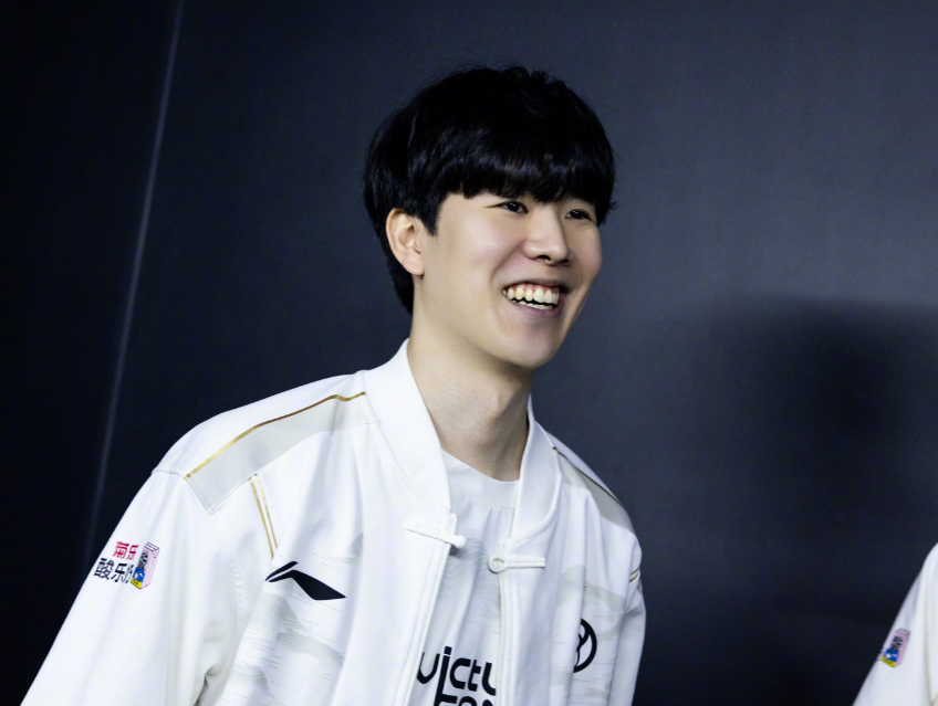 决赛中面对 决赛中面对