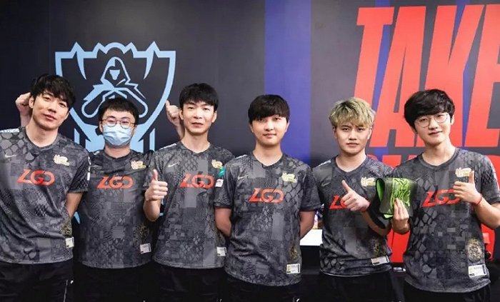 他不仅能正 他不仅能正