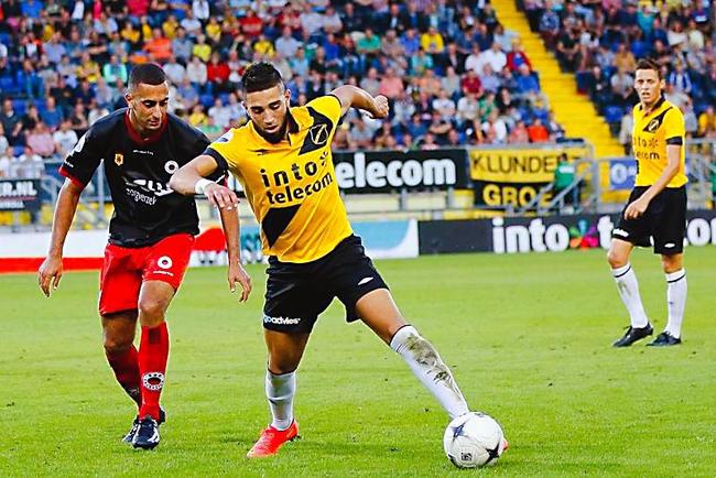 杆领先亚巡 杆领先亚巡